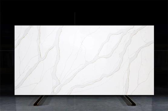 Calacatta Lumina slab